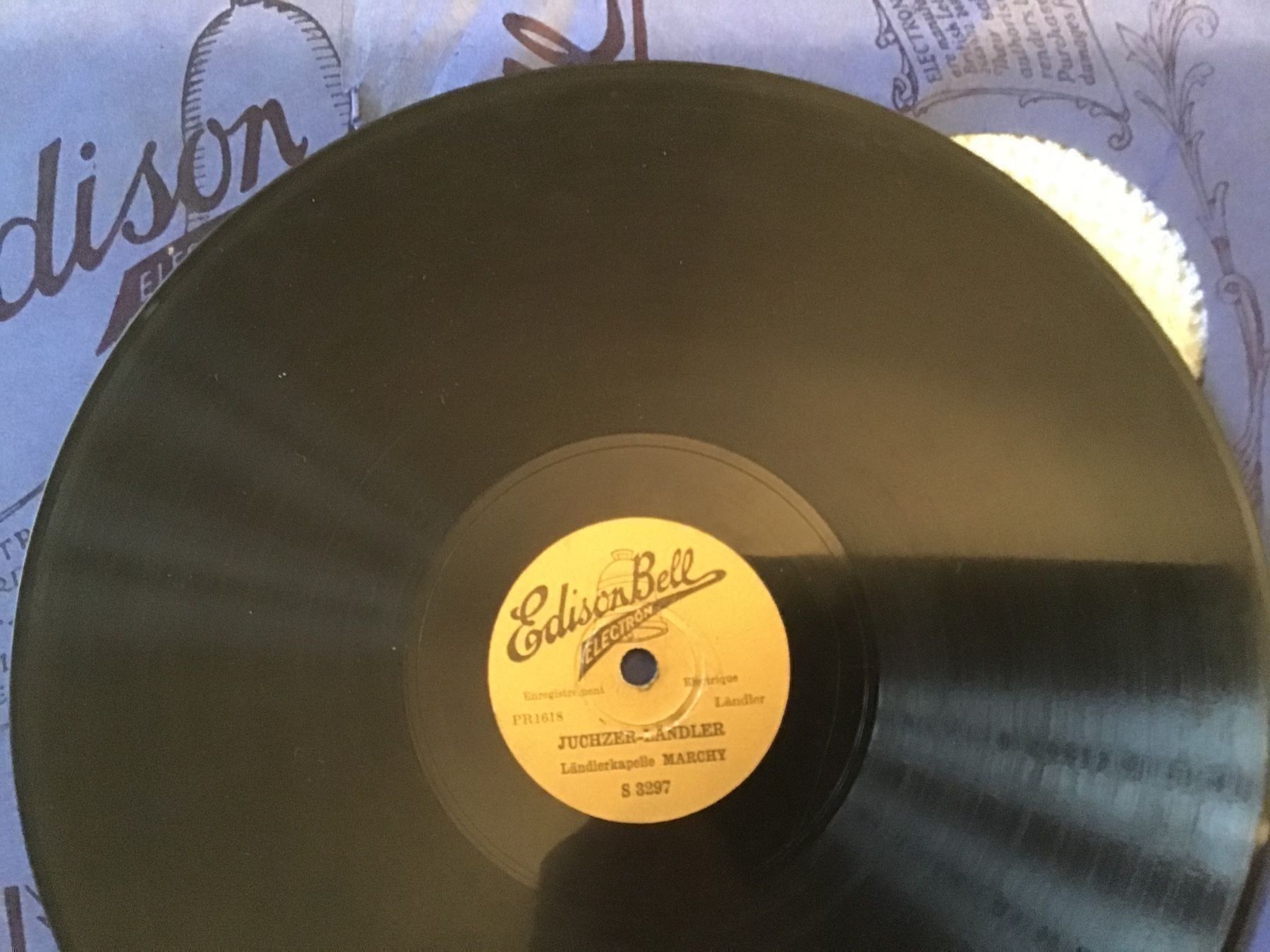 Dischi in vinile: 3 Schellackplatten  Ed.Bell+Columbia – Usato da Oberdorf NW venduto da Walenstock01 4