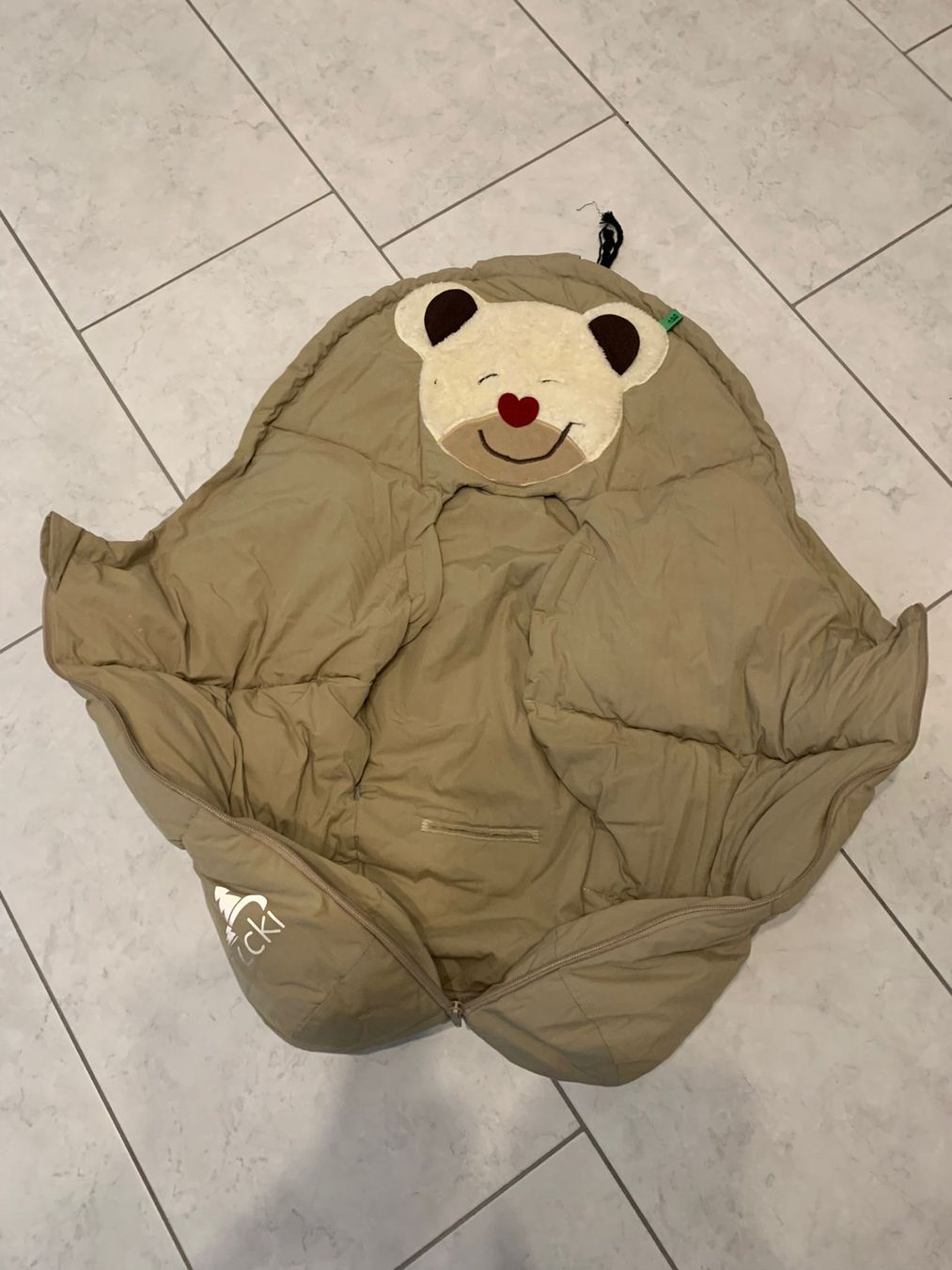 Maxi-Cosi Seggiolini per auto: Maxi Cosi mit Schlafsack – Usato da Schänis venduto da luc_f7pb 3
