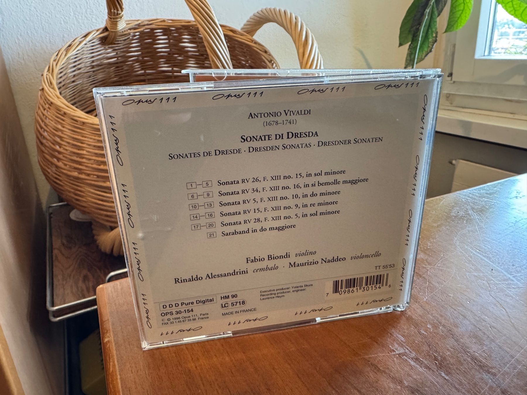 CD: Vivaldi, Fabio Bondi - Sonate di Dresda - SRA05A – Nuovo (secondo la descrizione) da Küsnacht ZH venduto da pdproject 1