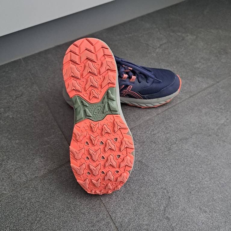 Scarpe da uomo: Asics PRE-VENTURE 9 – Usato da Neftenbach venduto da sam_jbb5 2