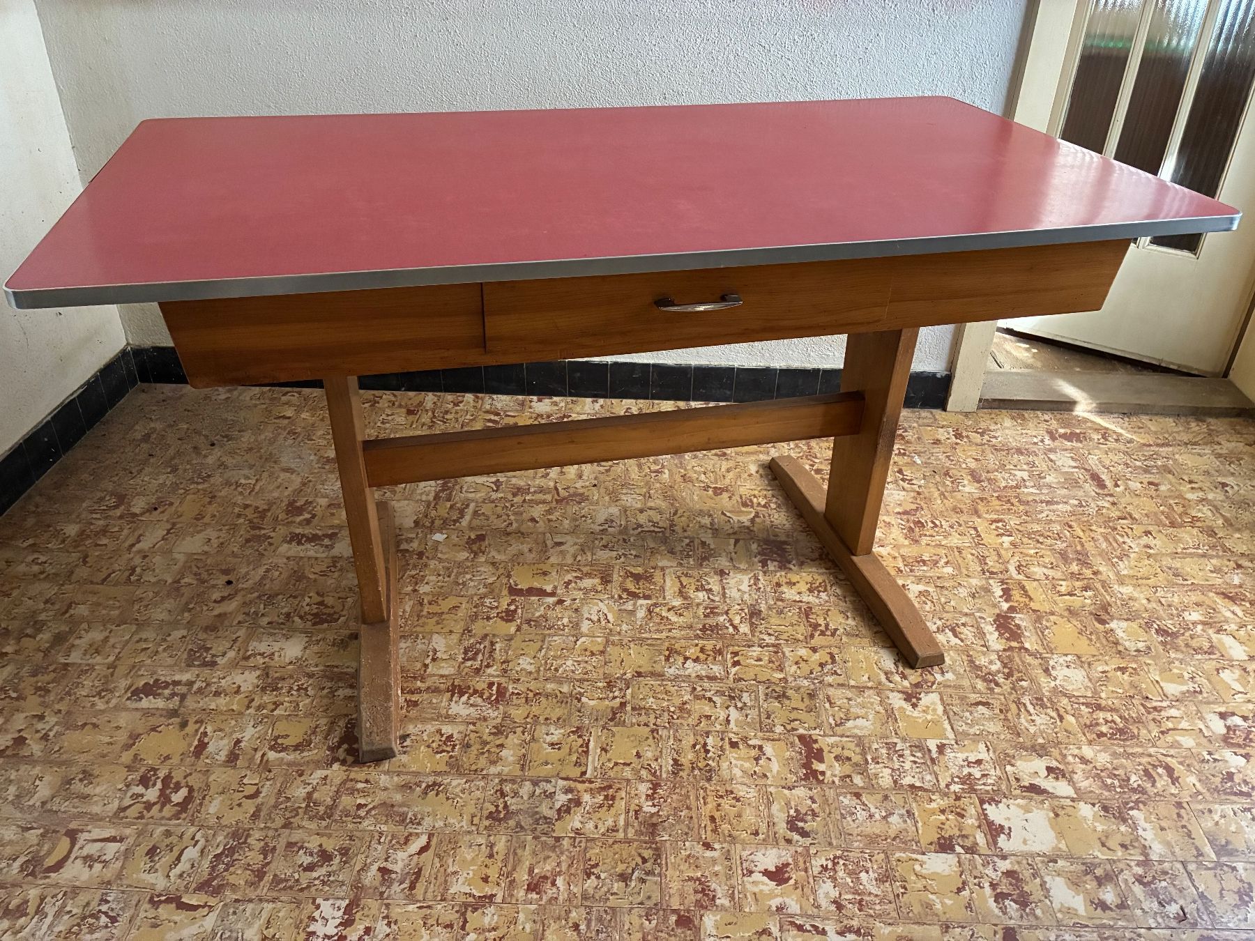 Tische: Tisch 60er Jahre – Gebraucht aus Aarau von val_yyx5