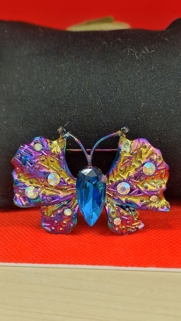 Broschen & Nadeln: Brosche Schmetterling bunt mit Steinen neu – Neu (gemäss Beschreibung) aus Herisau von Antiques.AR