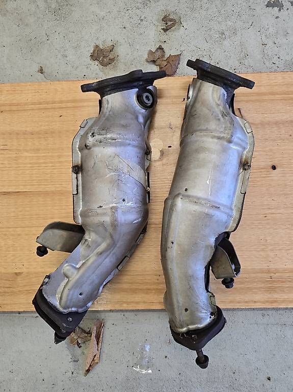 Sistemi di scarico: Nissan GTR Downpipe Original – Usato da embrach venduto da martinleite