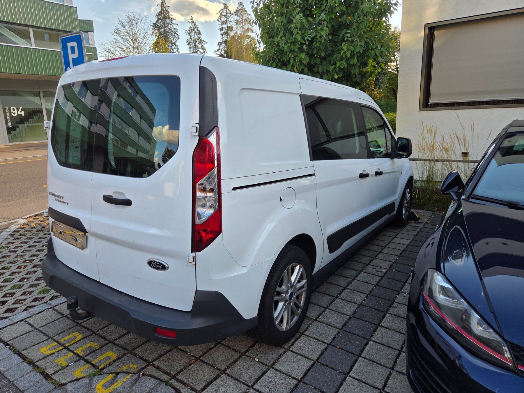Ford Nutzfahrzeuge: 2015 Ford transit connect 1.6 tdci L2 – Gebraucht aus Kreuzlingen von schimschek58 2