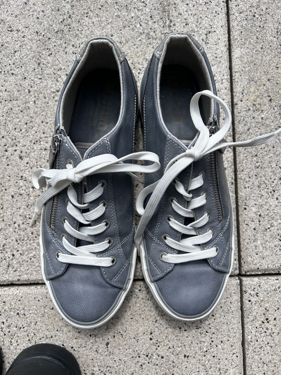 Scarpe da uomo: Baskets Ellesse + chaussures Mustang – Usato da Vuadens venduto da MLM01 2