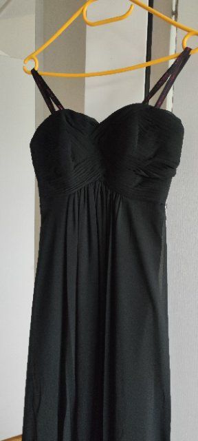 Zalando Robes: Abendkleid – Neuf (Voir description) à Zug par vik_8fdf 3