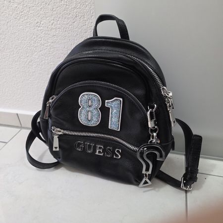 Guess Rucksack schwarz mit Glitzer Applikation 81 klein