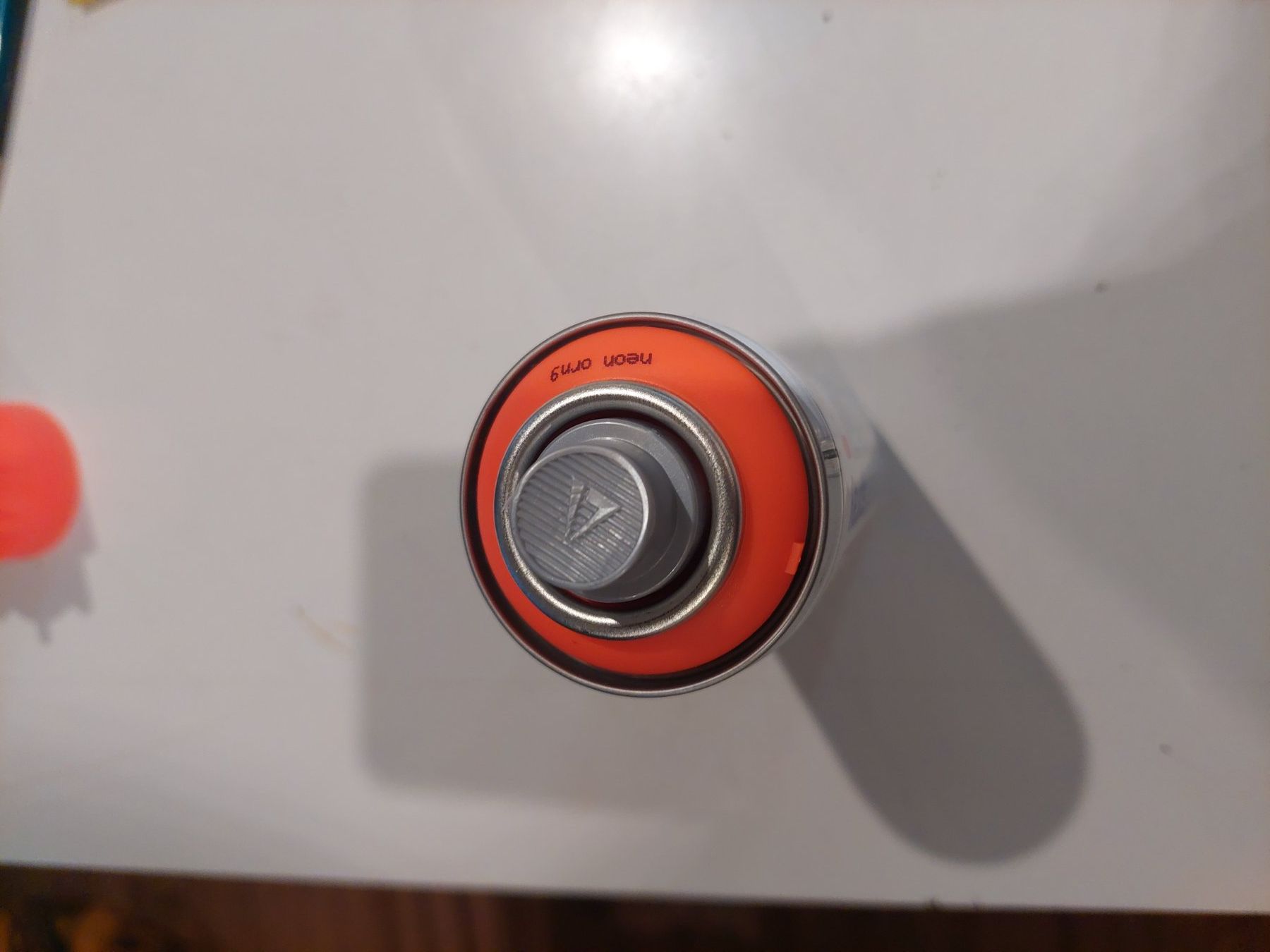 Colori: Edding Permanent Spray 2 Stück Neu – Nuovo e nell'imballaggio originale da Trimbach venduto da dan_9chk 2