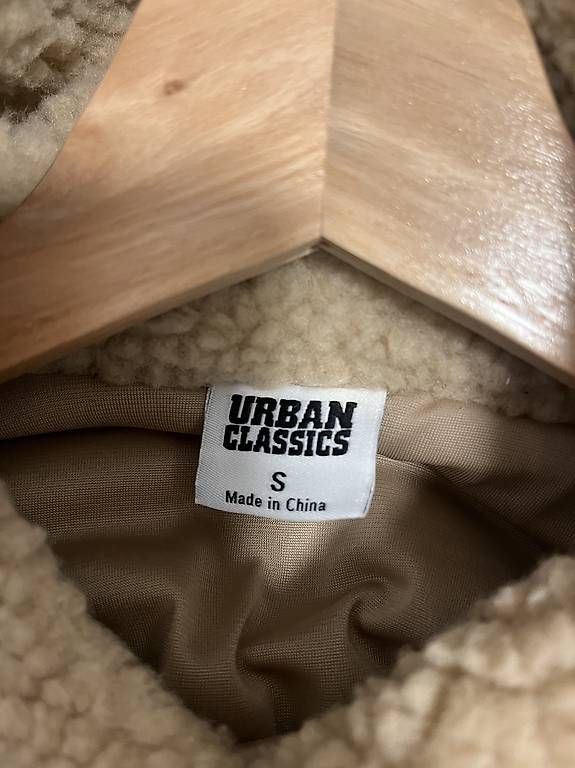 Pullover & Sweatshirts: Urban Classics – Neu und originalverpackt aus St. Gallen von bli_5hp8 2