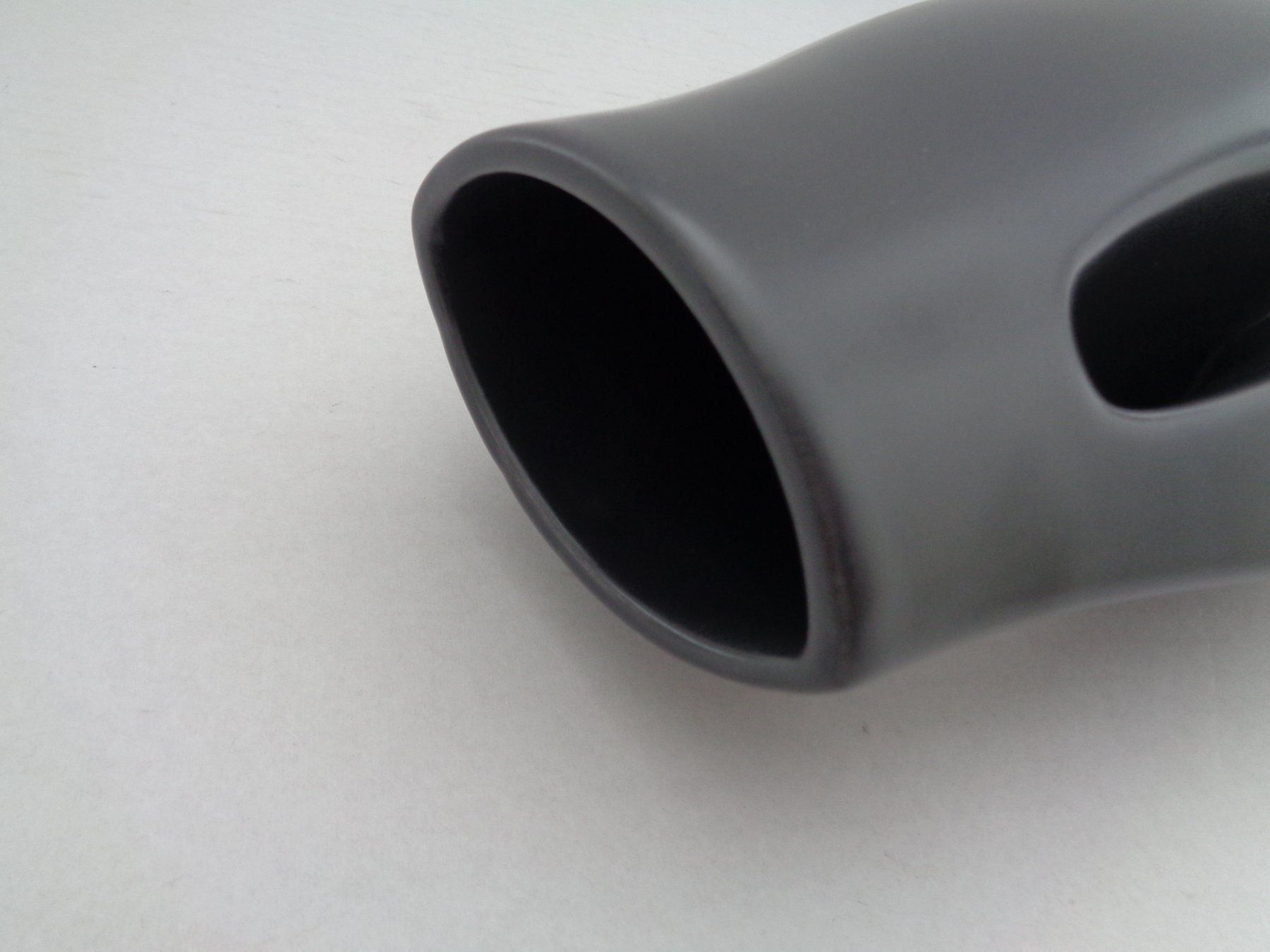 Vasi & Recipienti: Keramik - Designer Vase mit Loch – Usato da Chur venduto da omonia 4