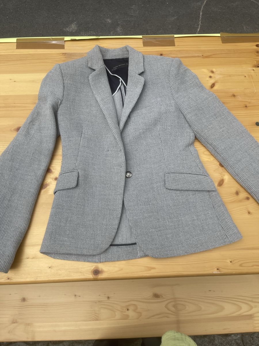 Completi & Tailleur: Blazer grau gr. M, Zara – Usato da Luzern venduto da Cyrill81