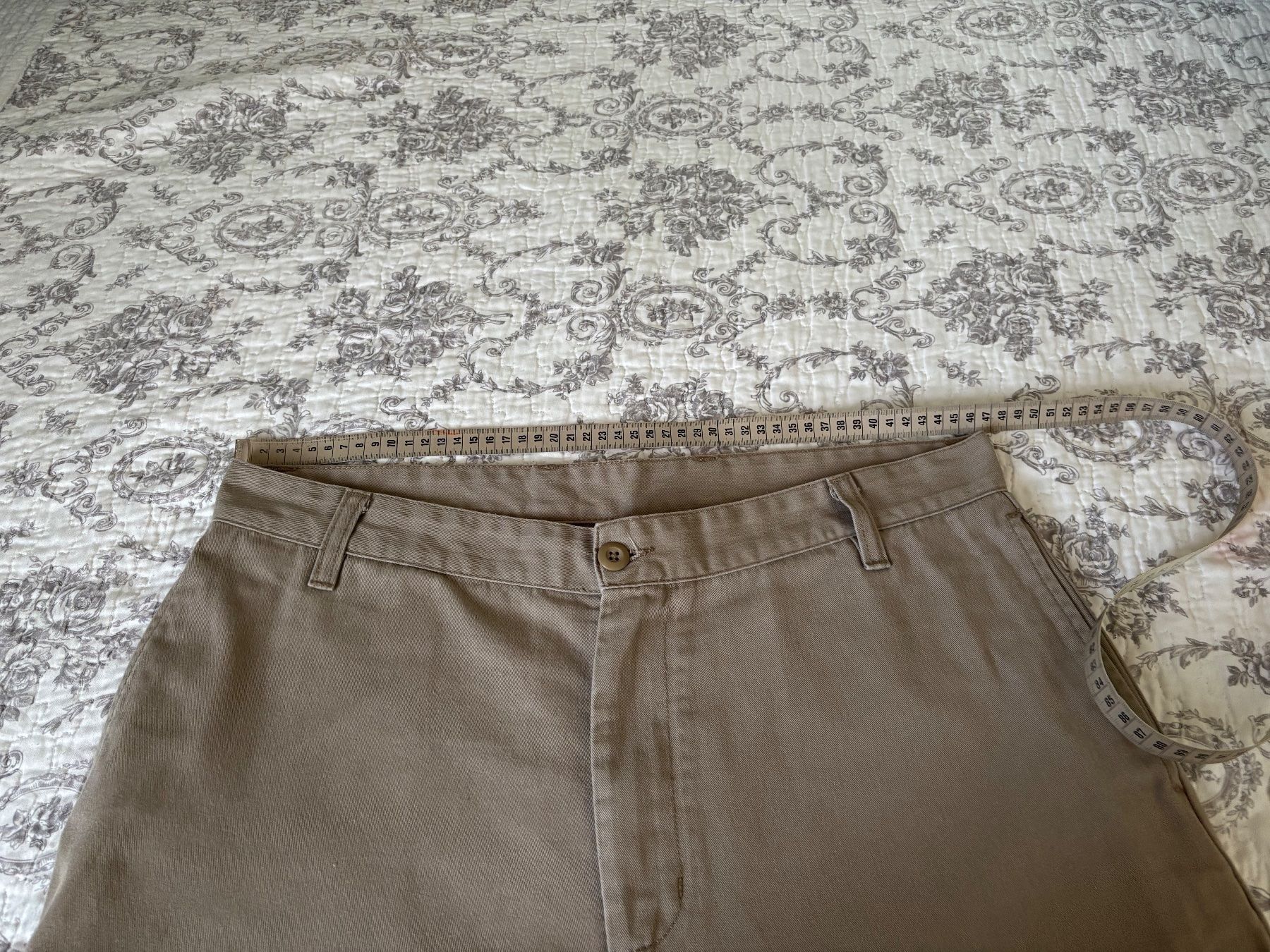 Carhartt Pantaloni: Pantalon Carhartt beige – Usato da Zürich venduto da lolo_rvz 1