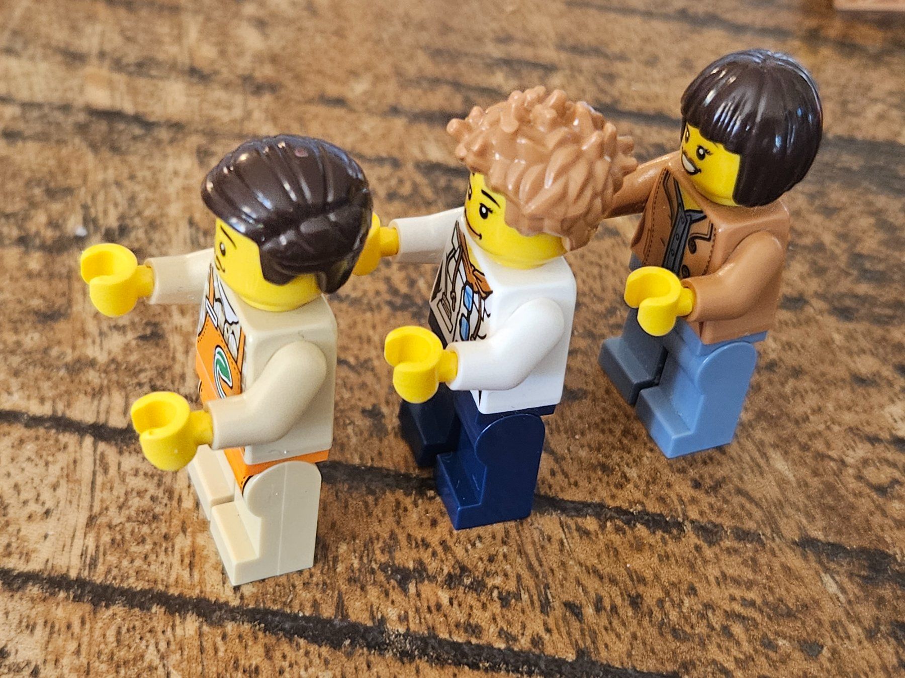 Lego Kit di costruzioni: lego lot de 3 figurines – Usato da Confignon venduto da Ecrofigs 2
