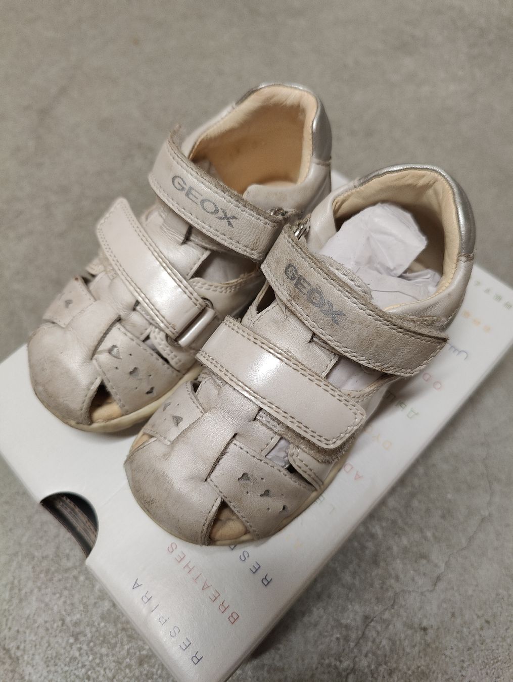 Geox Scarpe per ragazze: Sommer Kinderschuhe Geox 22 – Usato da Bern venduto da linouma