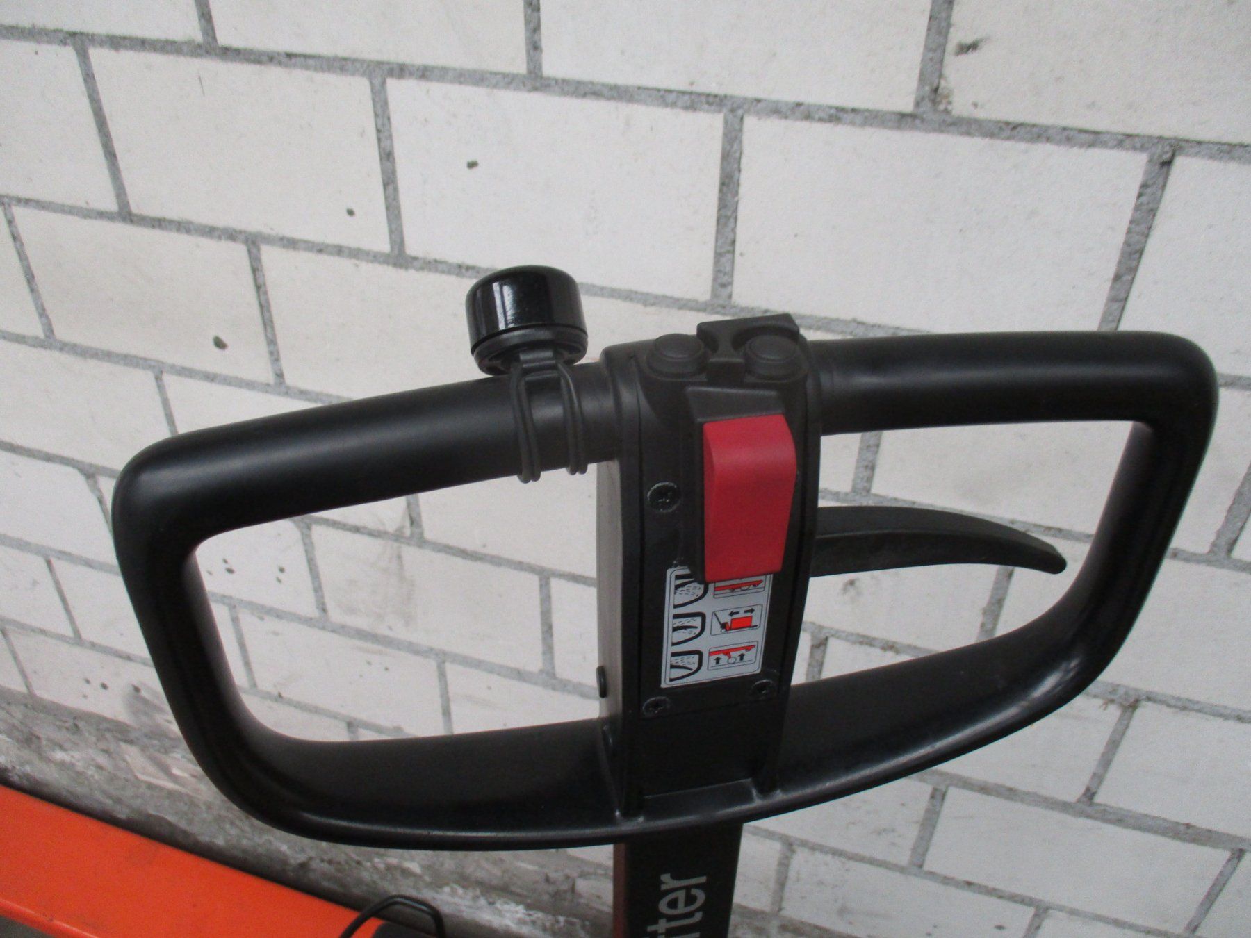 STAPLER TOYOTA BT Pro Lifter LHT100 Handhubwagen AMEISE (Gebraucht) in ...