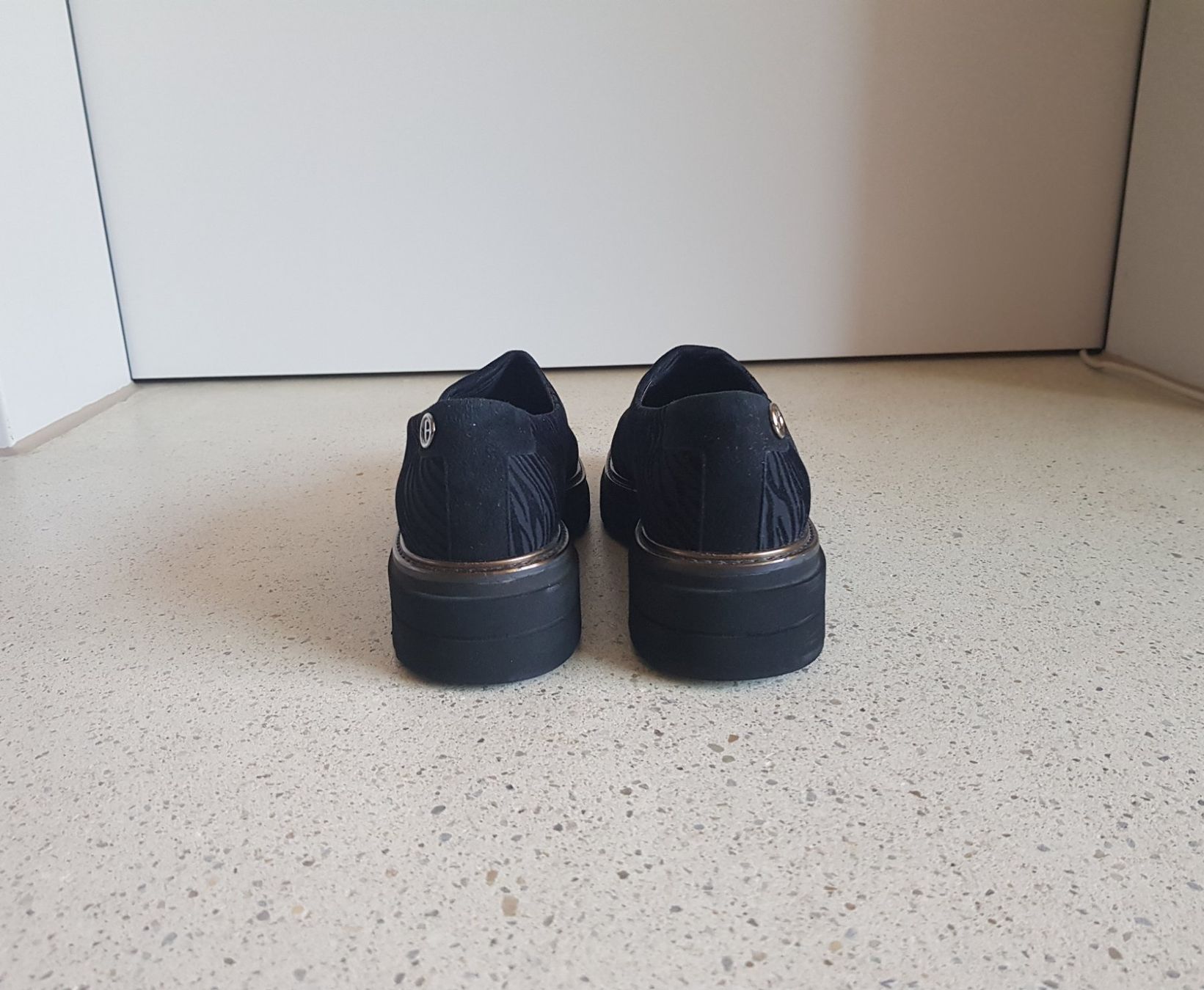 Brunate Scarpe da donna: Brunate Damenschuh Grösse 38 – Usato da Basel venduto da chien008 2