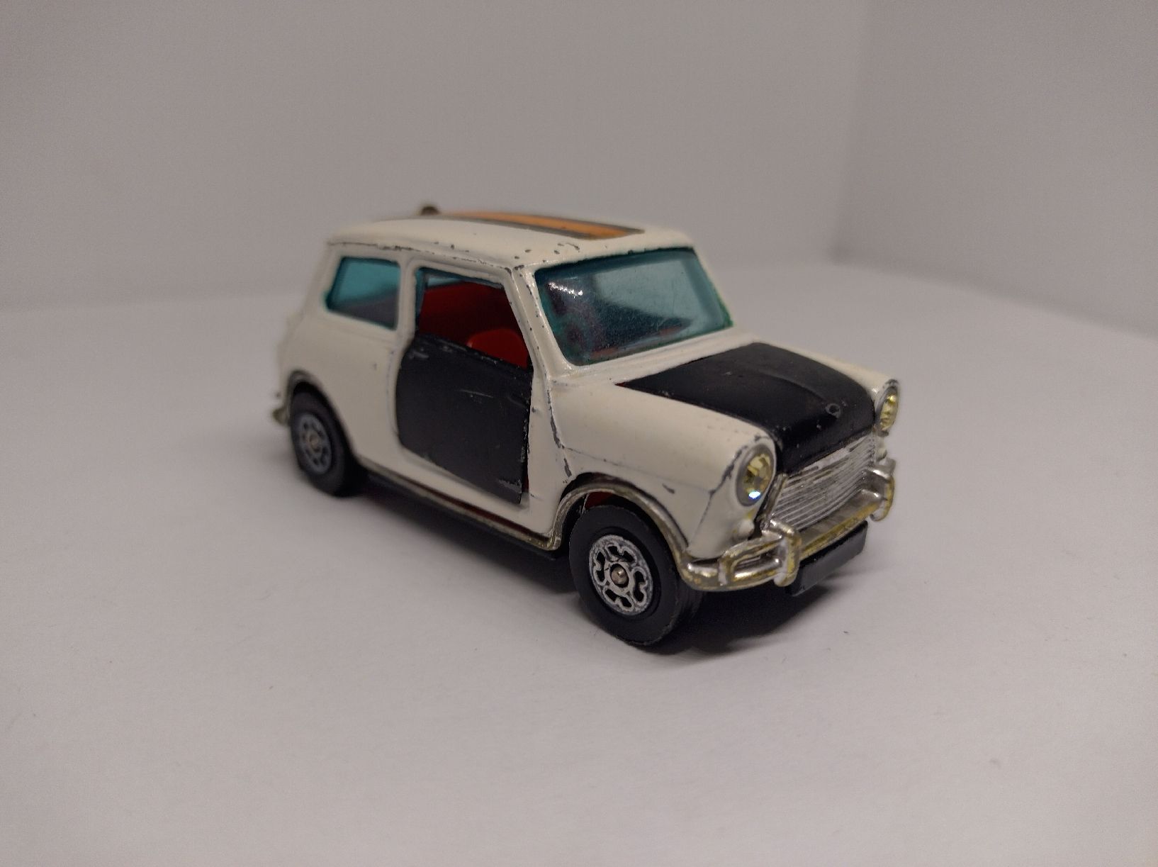 Corgi Toys Modellautos: Corgi, Mini Cooper 1/43 – Gebraucht aus La Chaux-de-Fonds von Pierrot8404 1