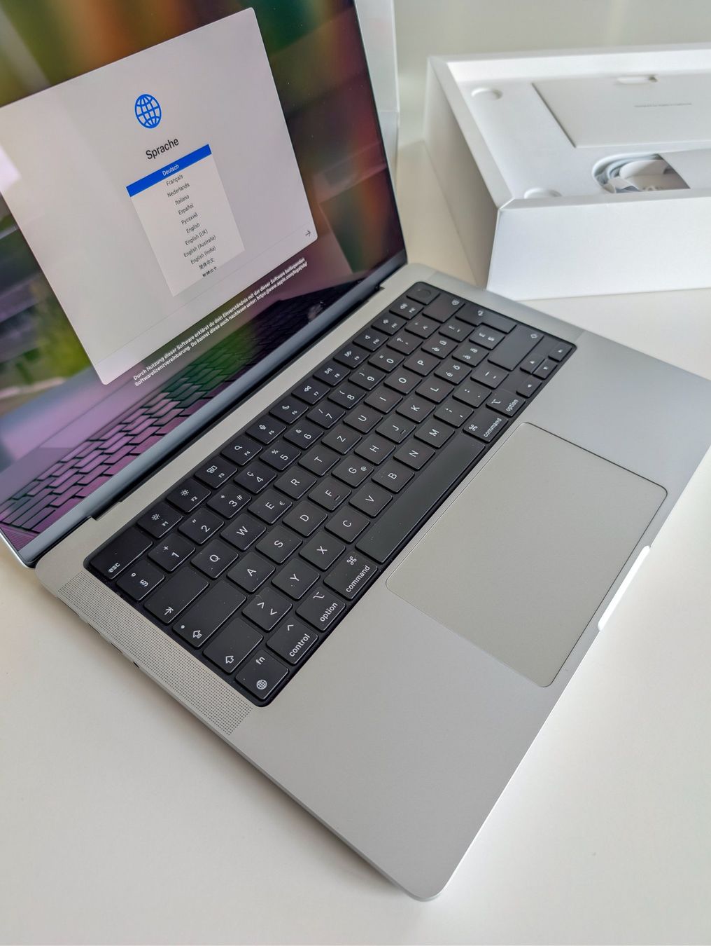 Apple Portables: MacBook Pro (14", 2021) M1 – D'occasion à Jona par Spukki 5