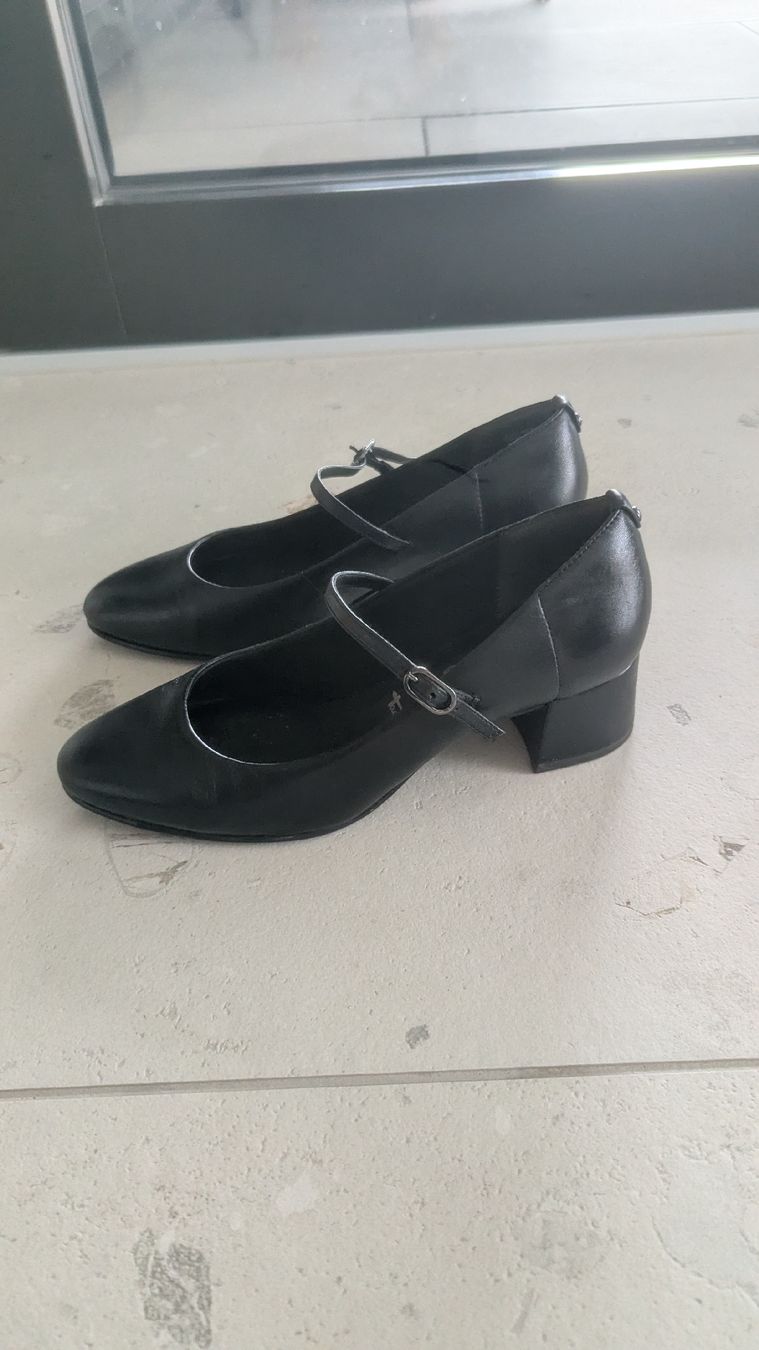 Tamaris Damenschuhe: Tamaris Damenschuhe Schwarz  – Neu (gemäss Beschreibung) aus Sursee von janaasch 1