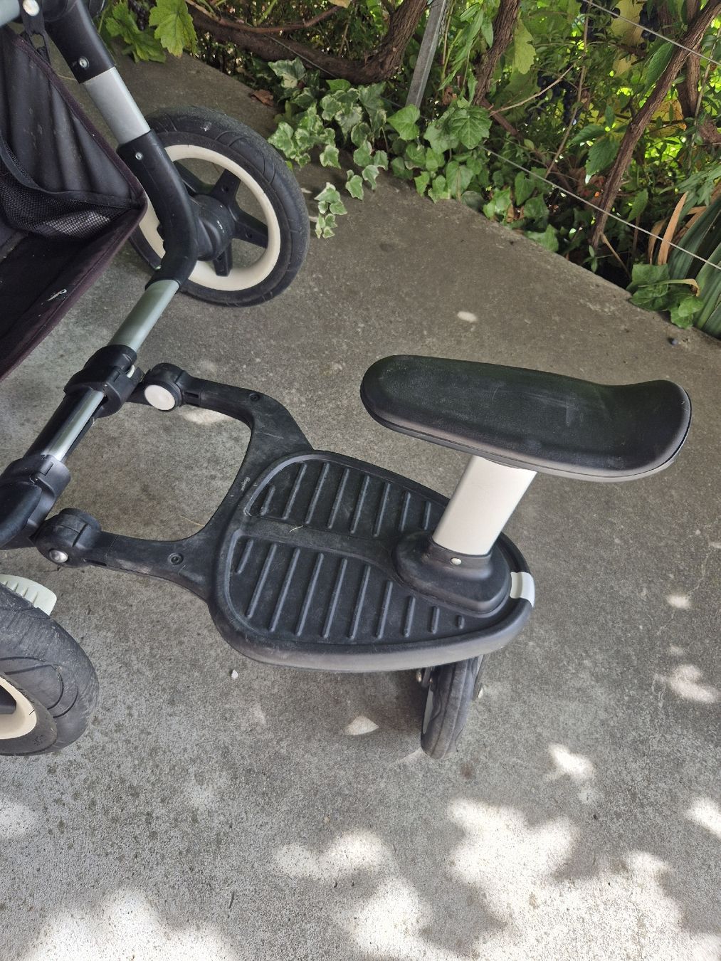 Bugaboo Poussette: Bugaboo Donkey2 mit viel Zubehör grau – D'occasion à Wynigen par La_Talpa 4