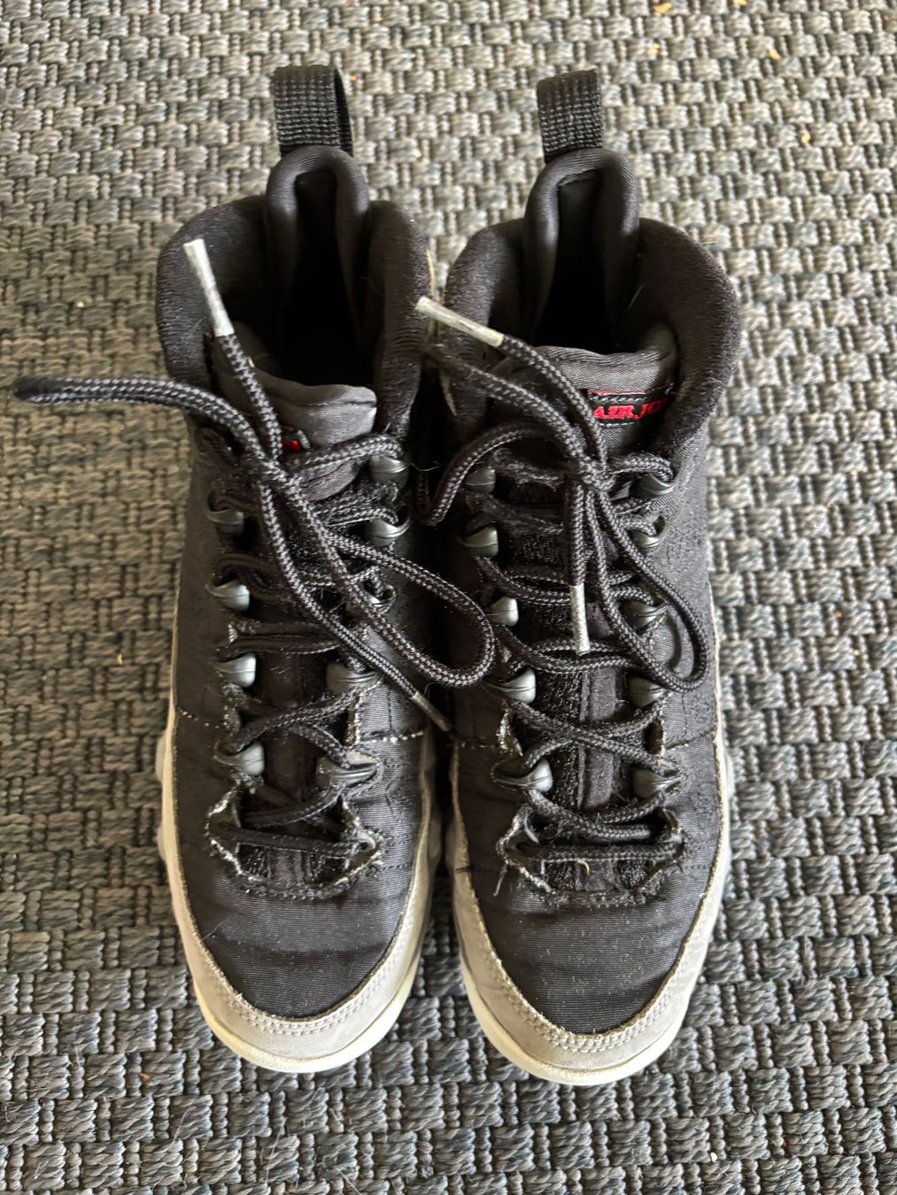 Jordan Scarpe da uomo: Nike Jordan chaussures basket taille 36.5 – Usato da Prilly venduto da Adrianacometti