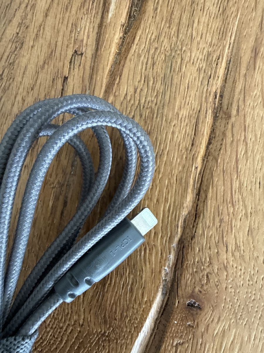 Apple Caricabatterie: Apple 10W Netzteil mit IKEA Lightning Kabel gebraucht – Usato da Birmenstorf AG venduto da BIGD78 2