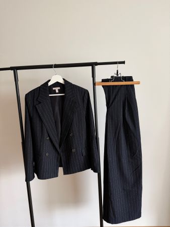 H&M Nadelstreifen-Set – Blazer (Gr. S) + Hose (Gr. 34)