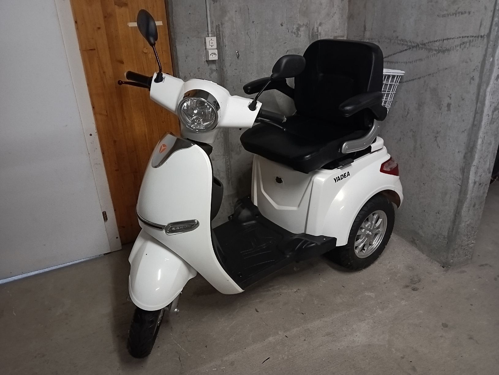 Veicoli elettrici: Yadea Seniorenmobil Neuwertig  – Usato da Wittenbach venduto da bri_r6nz 2