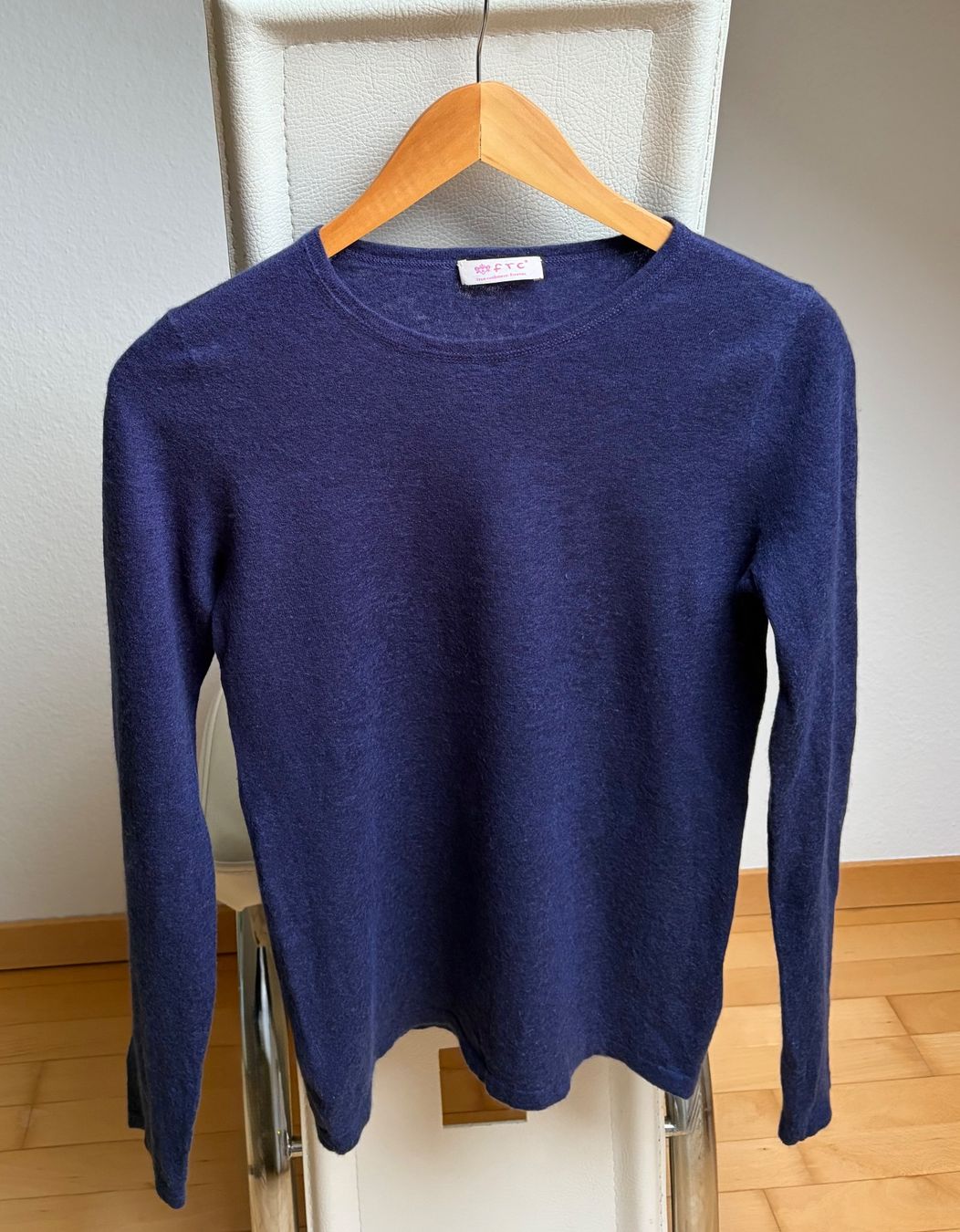 FTC Pulls & Sweat-shirts: FTC Kaschmir Pullover Gr.M – D'occasion à Unterägeri par Jutka_04