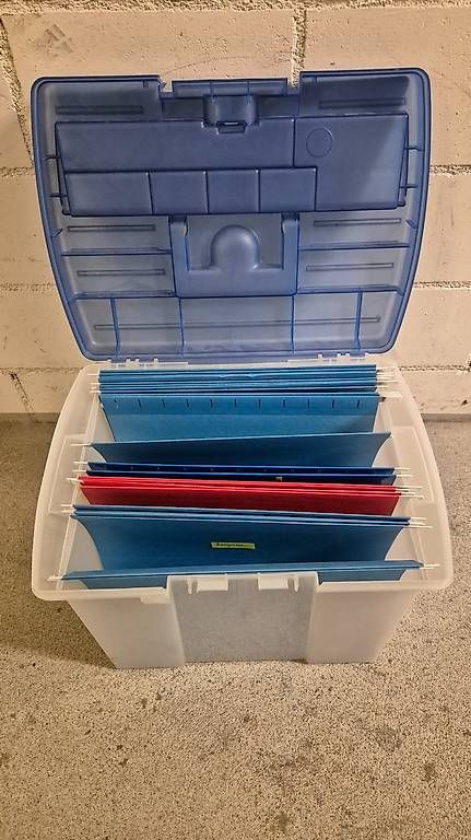 Casse di trasporto: Aktenorder/Kiste mit Hängeregister – Usato da Zürich venduto da Verkaufen_Oerlikon