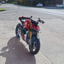 Profile image of gue_vms8