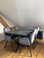 Esstisch + Stühle 