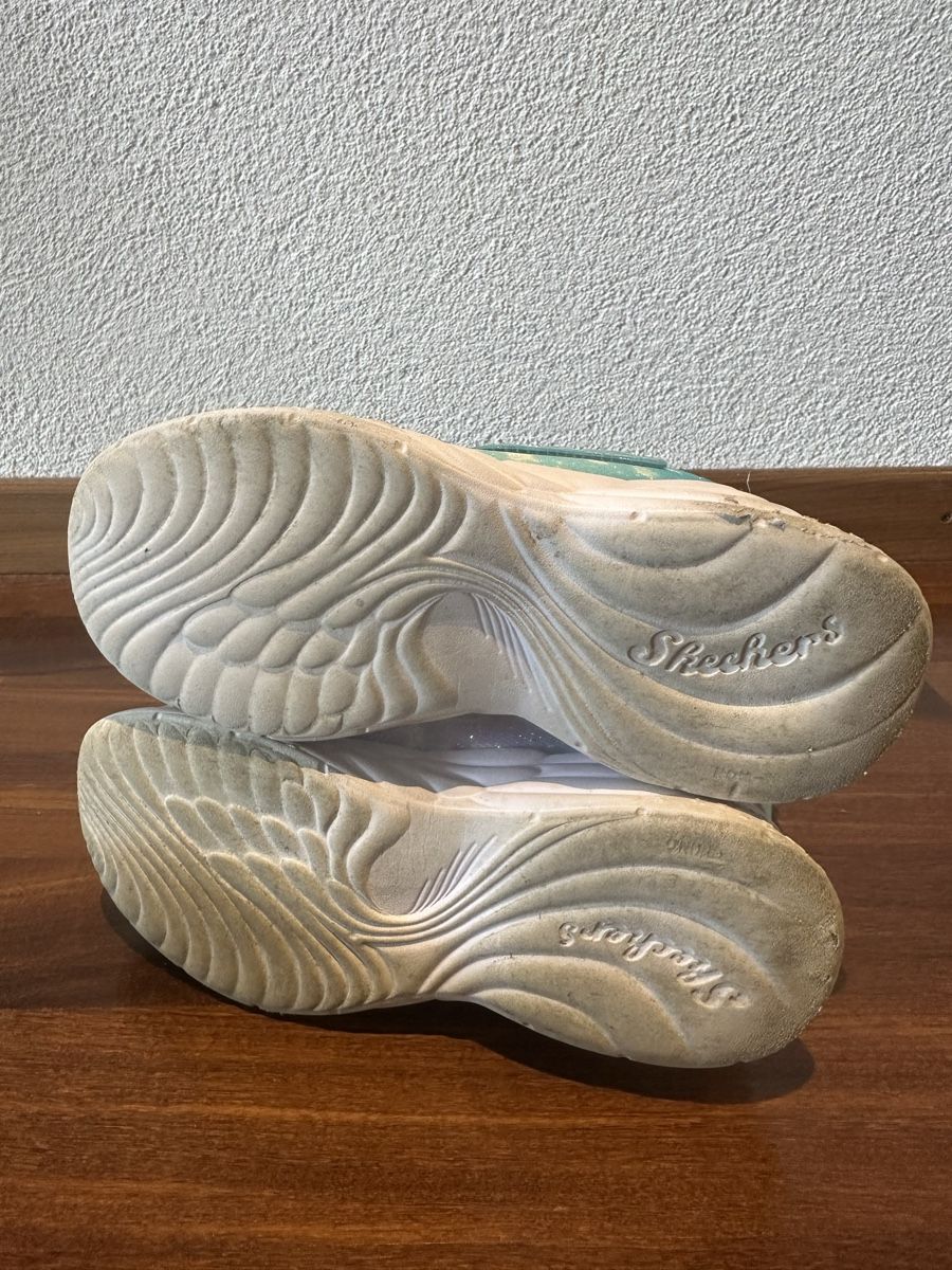 Skechers Schuhe für Mädchen: Skechers Sneaker mit Licht Gr. 32 – Gebraucht aus Glattpark(Opfikon) von Glatt19 3