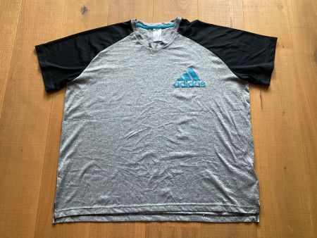 Adidas Sportshirt Grösse XXL, Top Zustand!