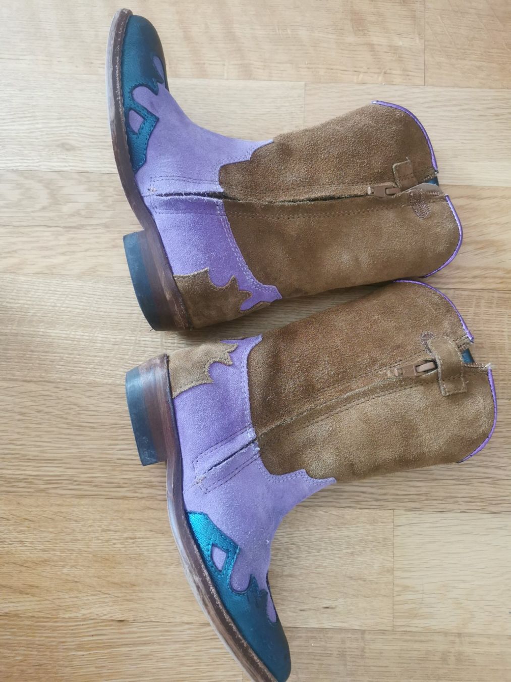 Scarpe per ragazze: Click! Wildleder Schuhe gr.27 – Usato da Zürich venduto da Simfa 1