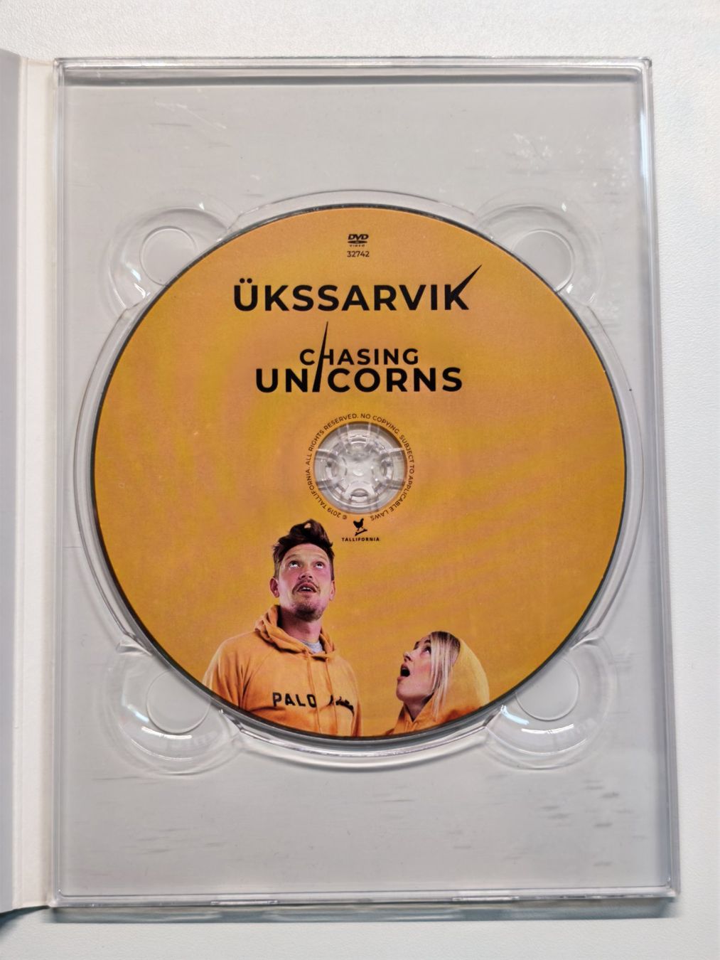 Tous les DVDs: Chasing Unicorns / ÜKSSARVIK (Audio: EST, ENG, RUS) – D'occasion à Liestal par Kratzilla 1