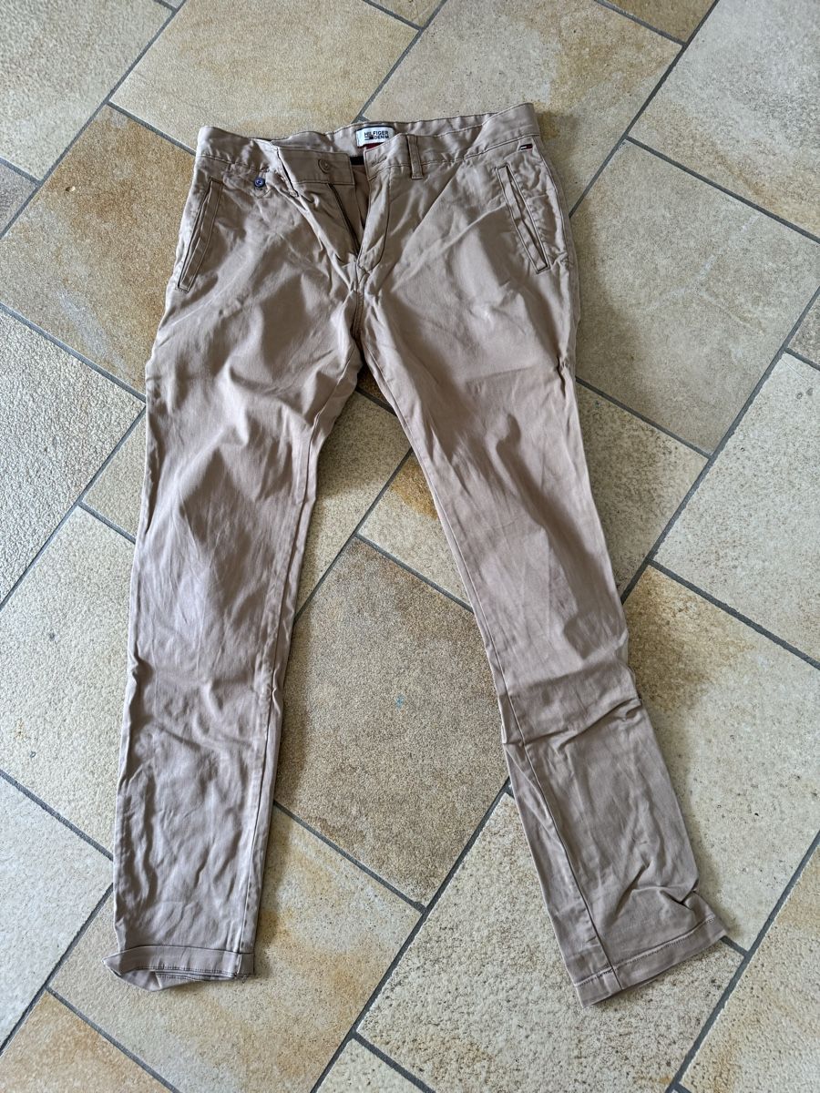 Tommy Hilfiger Pantaloni: Tommy Hilfiger Chino – Usato da Schaffhausen venduto da lemark