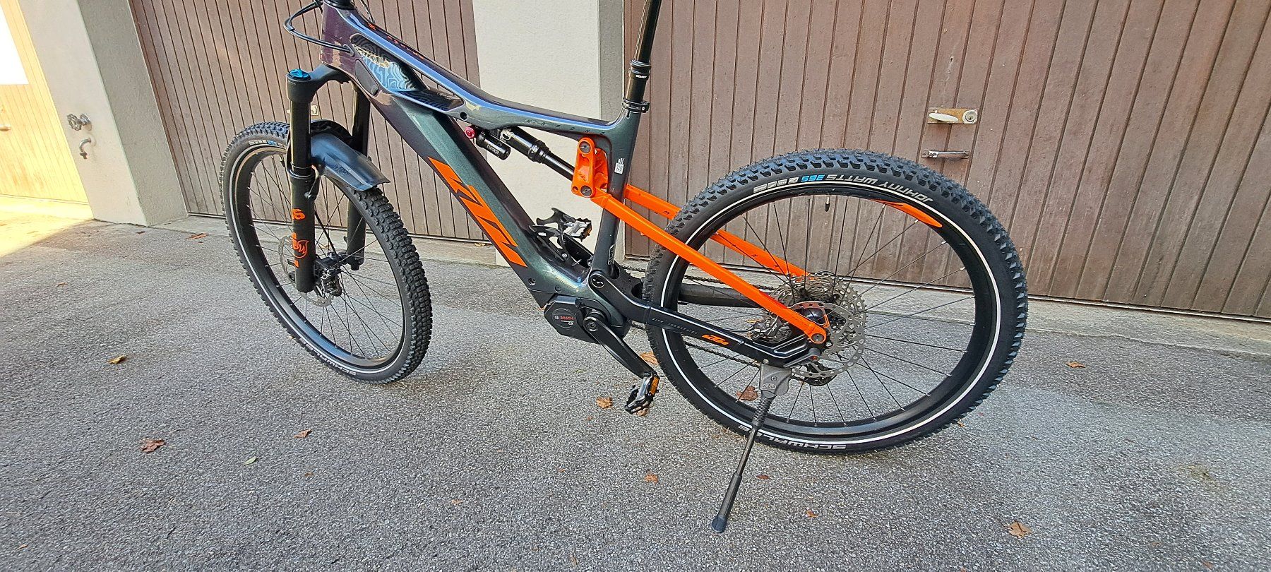 KTM Biciclette: KTM Macina Kapoho Master Fully Carbon E-Bike Shimano XT Bosc – Usato da Oberägeri venduto da 455 1