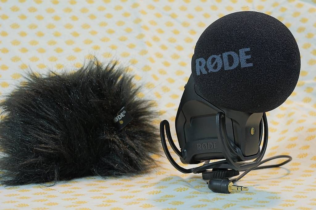 Røde Microfoni: Rode Stereo Videomic Pro R / Mikrofon mit Fellwindschutz – Usato da Fajauna venduto da Freelance0
