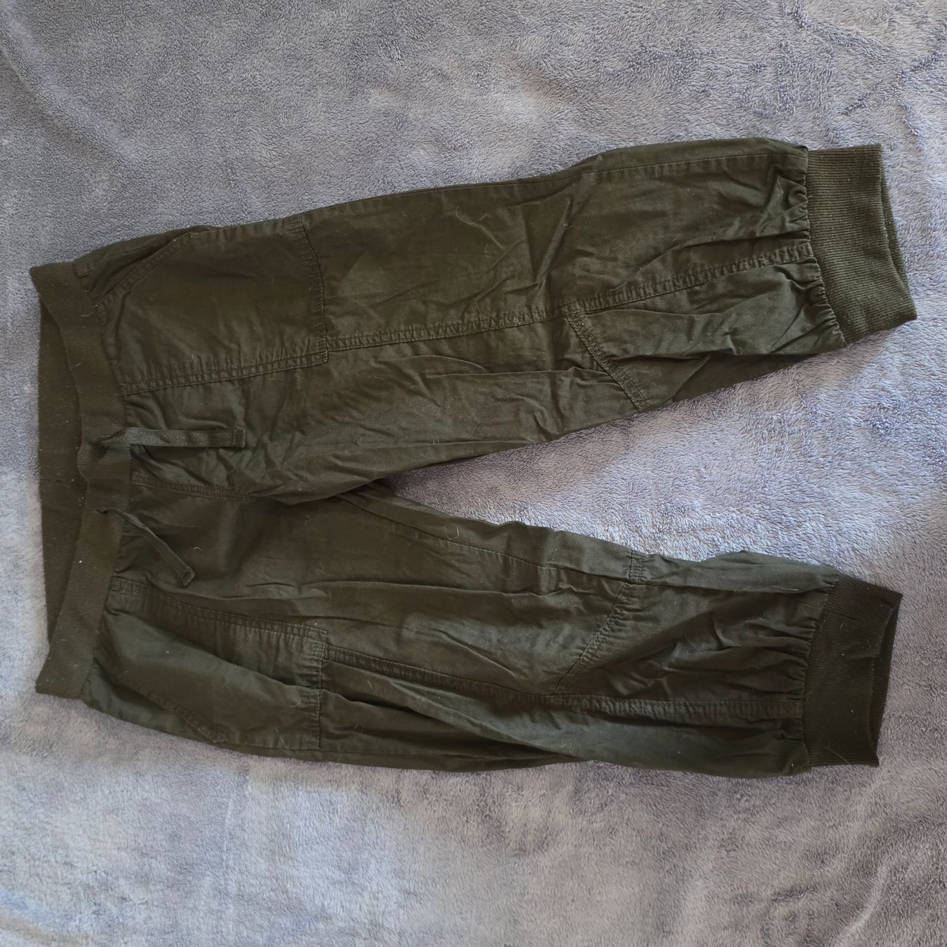 Pantaloni: Verschiedene 3/4 Hosen Gr. 40 – Usato da Fehraltorf venduto da shiilaa.hoot 1