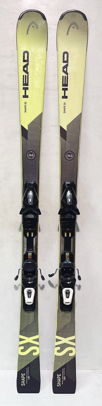 Head Skis: HEAD SHAPE SX    163 cm; eine Saison gebraucht – D'occasion à Brüttisellen par SkiverkaufStepan
