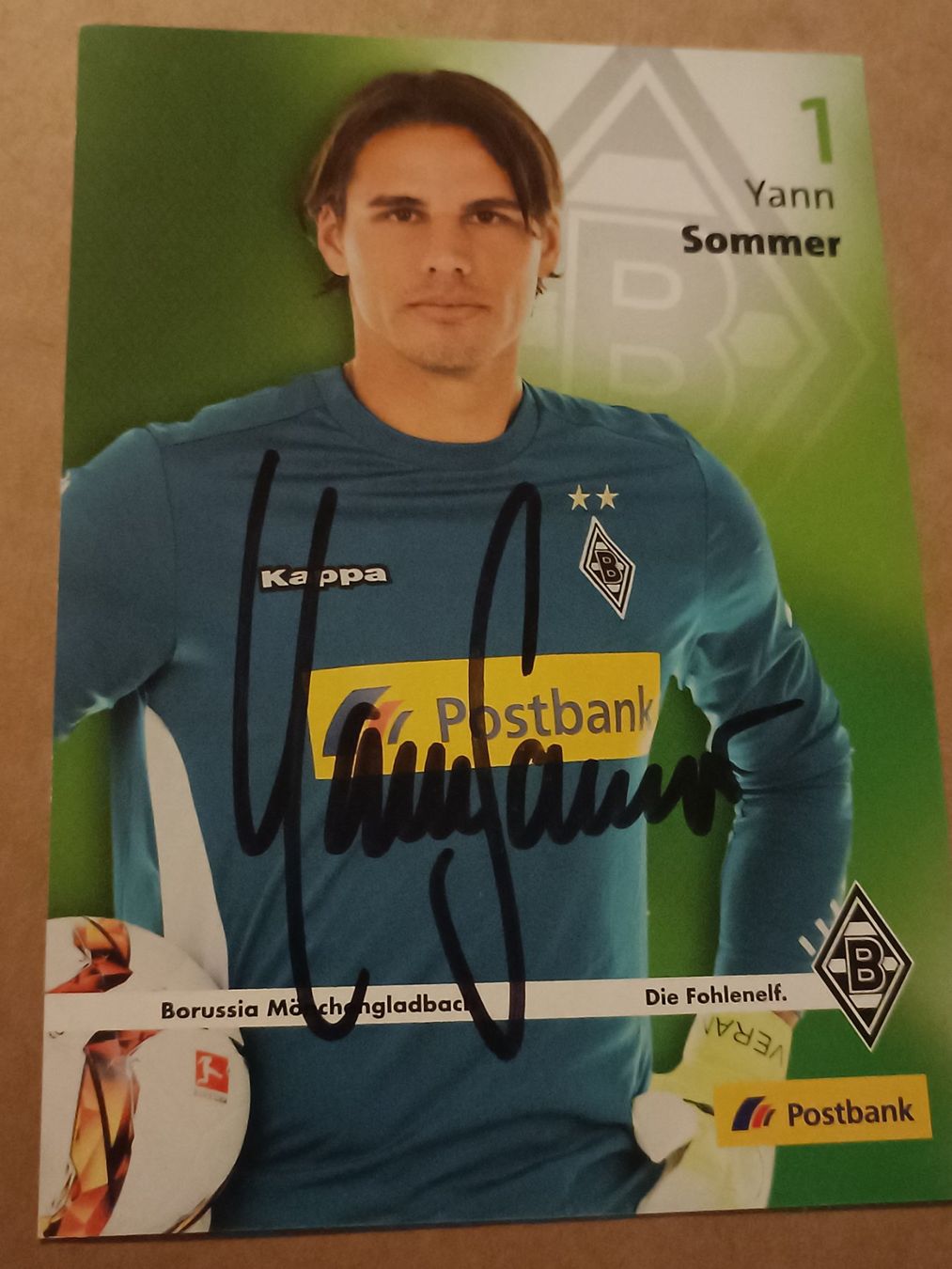 Autografi: Yann Sommer - handsignierte Autogrammkarte – Usato da Menziken venduto da Artographs