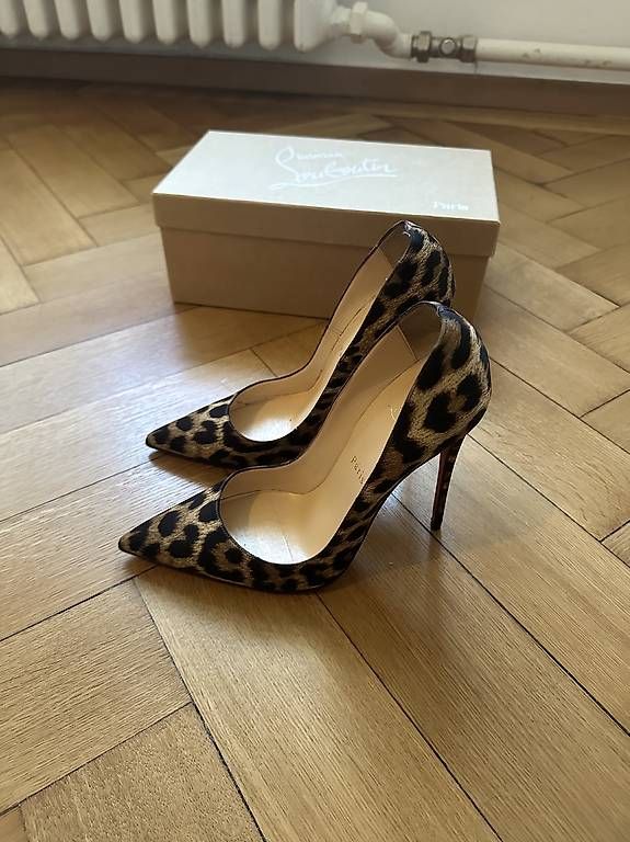 Damenschuhe: Christian Louboutin So Kate T.39 – Gebraucht aus Zürich von Angeline_R_00 1