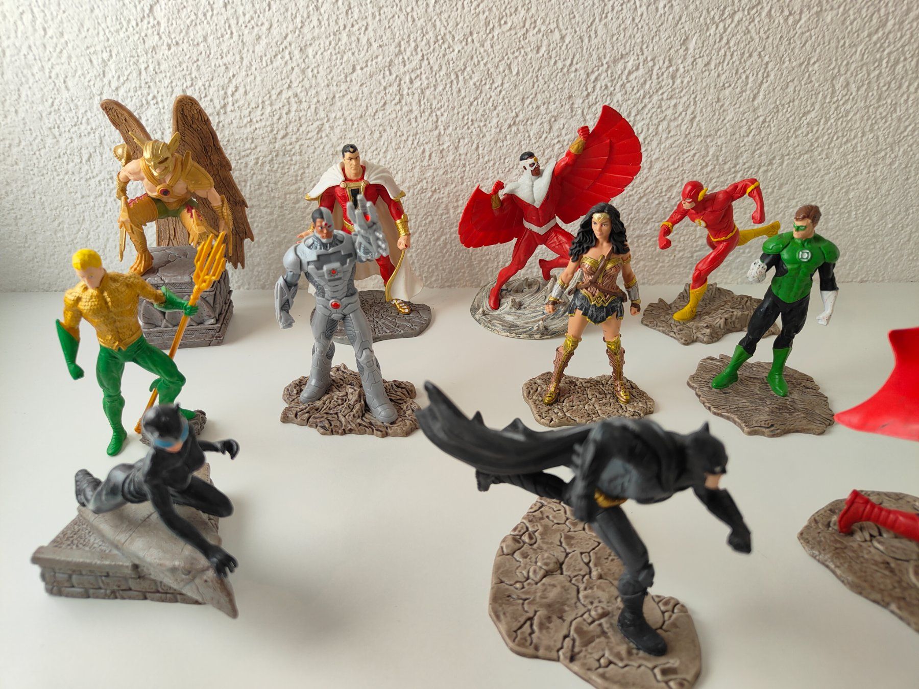 Schleich Statuette: Schleich DC Comics Marvel Justice League Avangers Sammlung – Usato da Thalwil venduto da FigurenFreunde 2