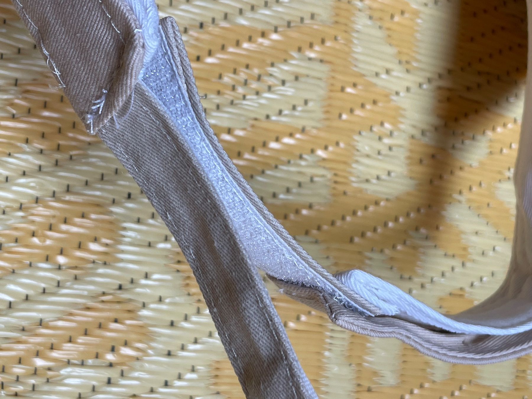 Copricapi, berretti & cappellini: ALLES RAUS Cap beige – Nuovo (secondo la descrizione) da Kloten venduto da simones.thriftshop 2