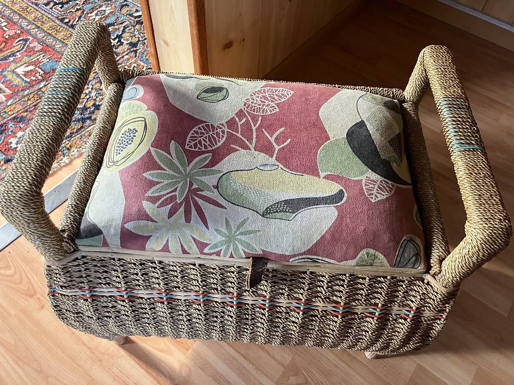 Panchine: Sitzbank / Sitztrue / Sitzkorb geflochten  – Usato da Knutwil venduto da Momon 2