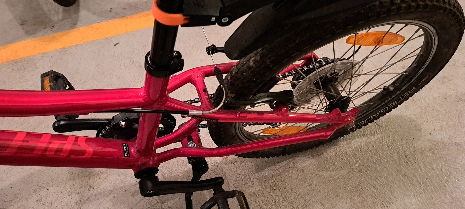 Specialized Biciclette: Specialized Hotrock 20 Kinder velo – Usato da Adliswil venduto da kar_fh9h 3