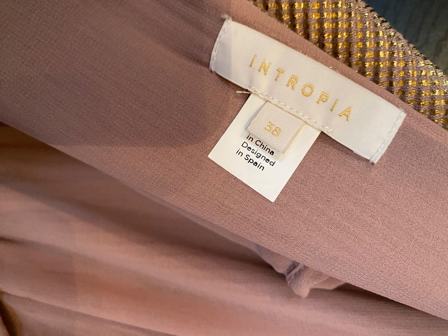 Robes: Wunderschöne goldige Kleid von Intropia – Neuf (Voir description) à Savosa par ankara111 4