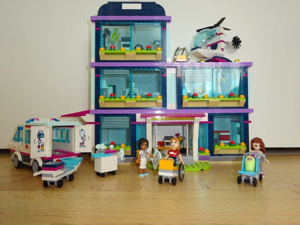 Spital lego hot sale friends