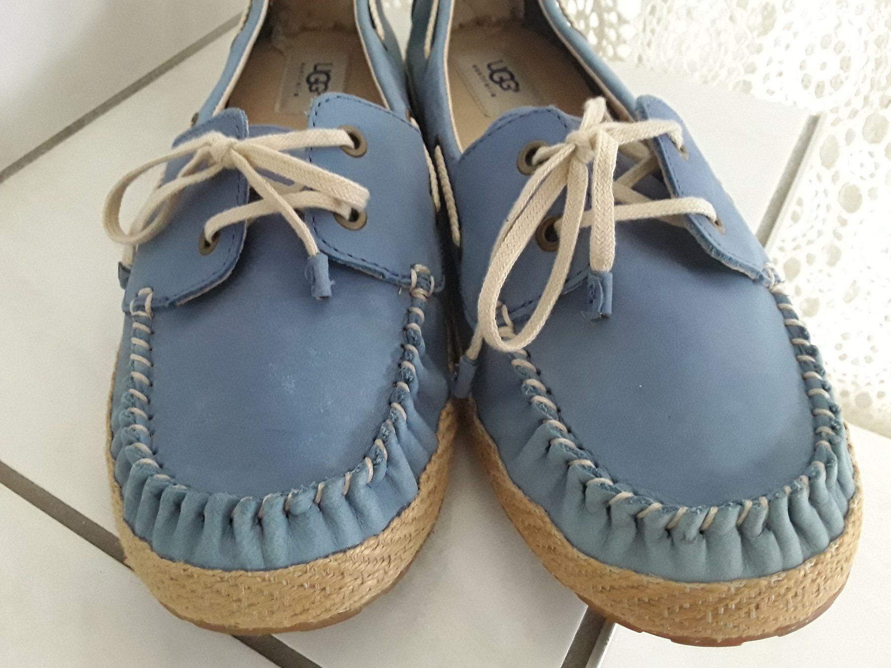 Ugg Scarpe da donna: UGG Damen Mocassin / Sommerschuhe Gr.EU 41 hellblau, Top! – Usato da Heimberg venduto da Samprof 4
